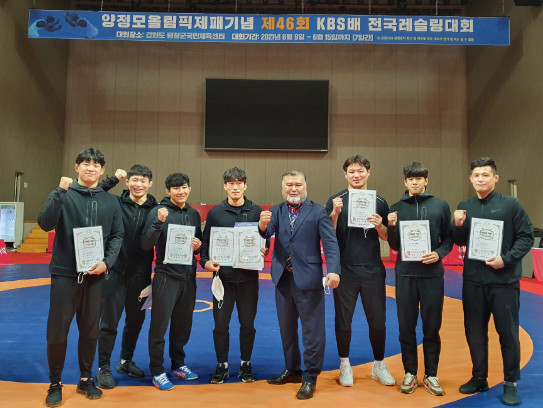 1.대회 출전 선수단 사진